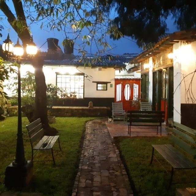 Cedron Hostel Bogotá Dış mekan fotoğraf